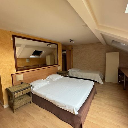 Hotel Bosquet Pau Centre - Self Check In Budget Hotel Esterno foto